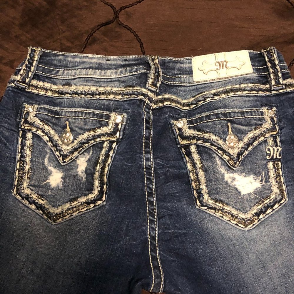 Miss Me Mid-Rise  Easy Crop Jeans!